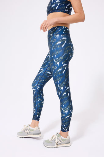 Hi-Shine Leggings in Navy Painted Leopard